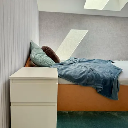 Apartment L&b *