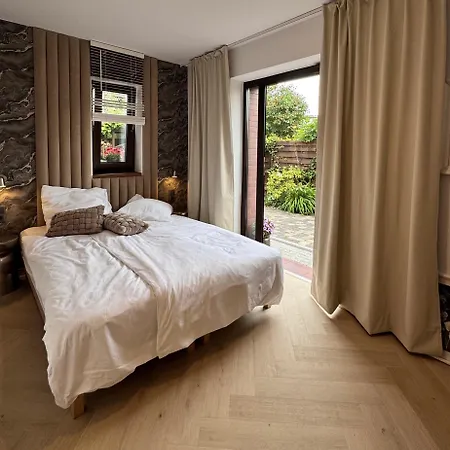 Apartment L&b *